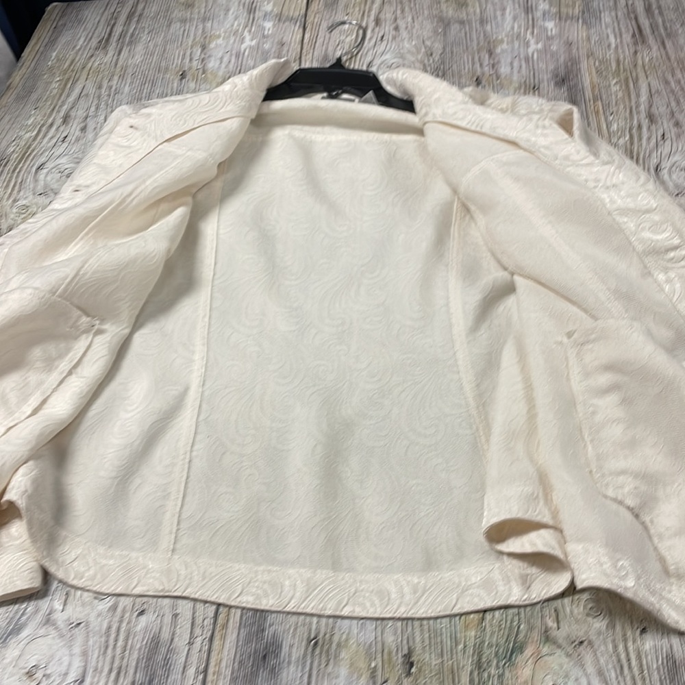 Chicos Lightweight Floral Button Collared Jacket … - image 8